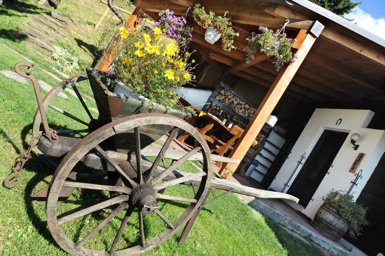 Gluehwuermchenhuette Villa Ratten ภายนอก รูปภาพ