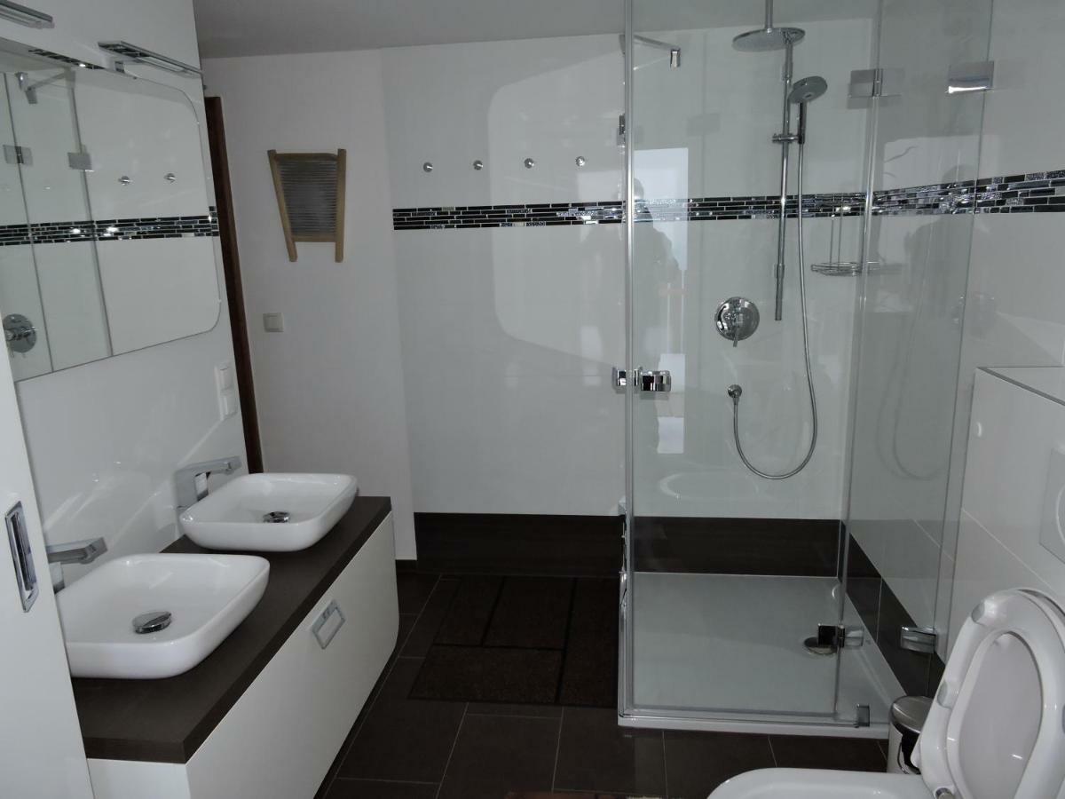 Gluehwuermchenhuette Villa Ratten ภายนอก รูปภาพ